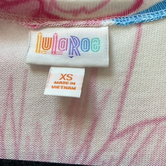 LuLaRoe Flamingo Cardigan    - Picture 4 of 4